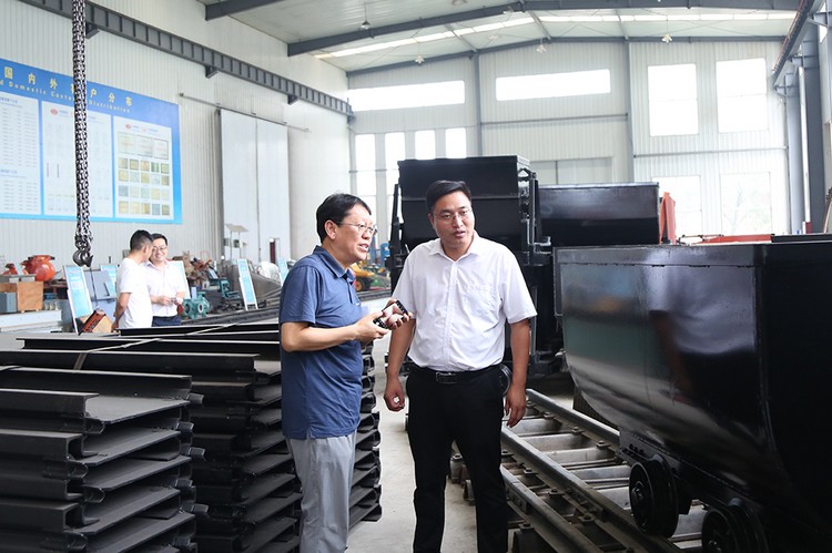 Warmly Welcome Experts From The National Safety Production Fushun Mining Equipment Inspection And Inspection Center To Visit China Coal Group For Product Inspection