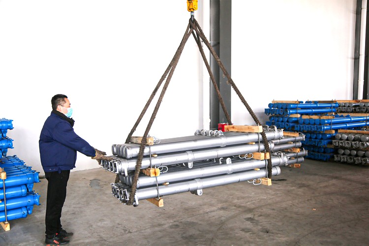 China Coal Group Sent A Batch Of Hydraulic Props To Datong, Shanxi