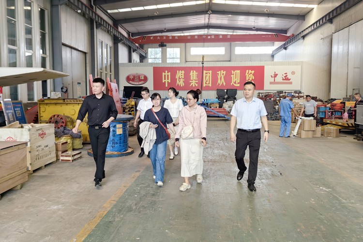 Vietnamese Businessmen Visit China Coal Group To Purchase Mining Equipment